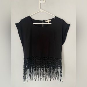 Monteau Cap Sleeve Fringe Crop Top
